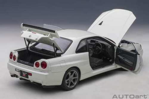 Autoart Nissan Skyline GT-R (R34) V-spec II White Pearl 1/18