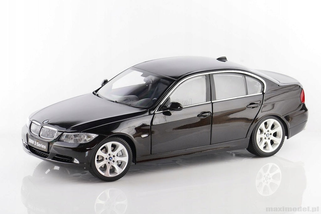 KYosho BMW 330i E90 Black 1/18 Diecast model – PLAYZONE INTERACTIVE