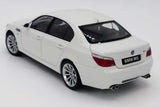 Kyosho BMW M5 E60 White 1/18 Diecast model